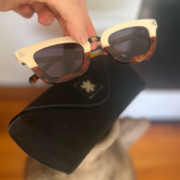 Enki Eyewear Australia Calypso Tortoise & Cream Sunglasses - UV Safe - Picture 7 of 9